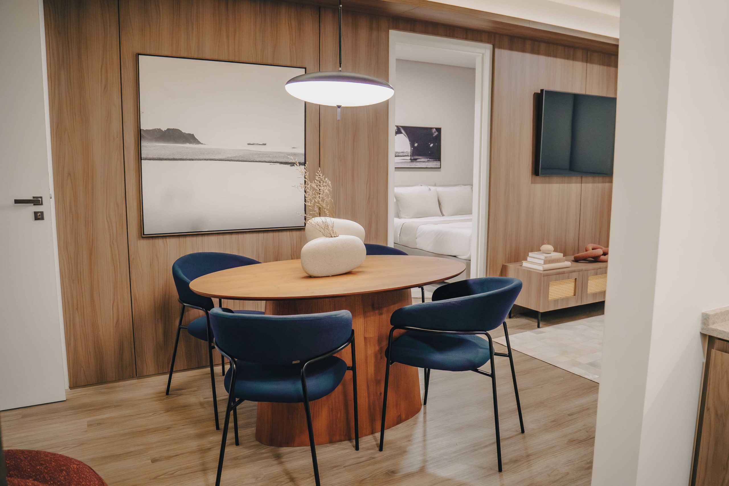 Apartamento decorado do Portovelas mostra como viver bem em Itajaí